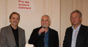 René Frégni remporte le Prix des lecteurs Gallimard 2017 René Frégni reçoit le Prix des lecteurs Gallimard 2017.